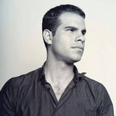 Emanuel_Valdes_author_bio